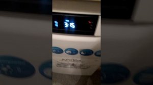 Загрузка посудой посудомоечной машины Midea MFD 45S500 W(1)