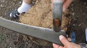 Как правильно отбить ( отклепать ) косу.