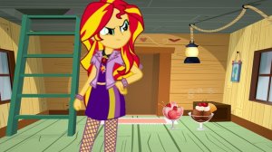 Девочки Эквестрии My Little Pony MLP Equestria Girls Transforms with Animation Love Scary Story