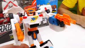 Новое видео про роботы мальчикам. Тоботы трансформеры спешат на помощь! Классные игры для мальчиков