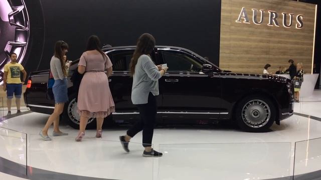 AURUS / AURUS SENAT. Московский международный автомобильный салон 2018. ММАС 2018. АВТОМОБИЛИ 2018 смотреть онлайн