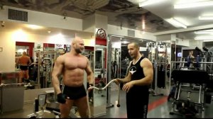 Турникмен vs качок. Перетягивание каната. Стрит воркаут. Упражнения и тренировка с напарником