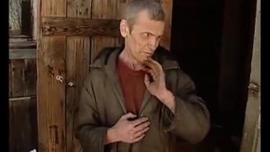 В отдаленной деревне живет одиноки слепой инвалид