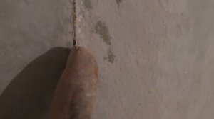 Надо ли вынимать металлические маяки после оштукатуривания.