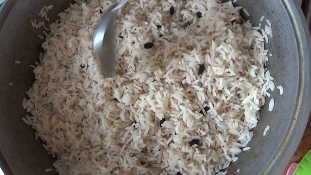 КАК ПРИГОТОВИТЬ РАССЫПЧАТЫЙ РИС БЕЗ МАСЛА