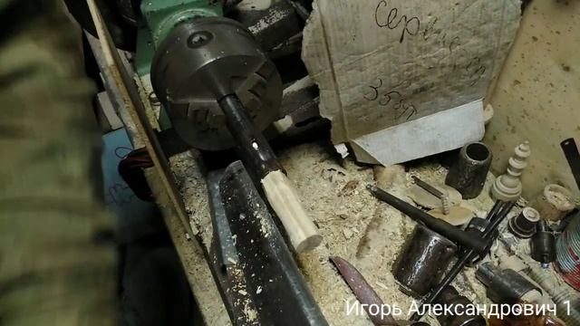 Показ самодельного, простейшего, механического патрона для токарного станка по дереву смотреть онлайн