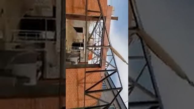 Крыша, КАРКАС крыши, металлические фермы, монтаж и установка на здание. смотреть онлайн