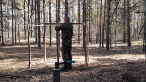 Строительство укрытия из стрейч плёнки. Bushcraft.