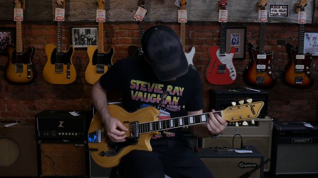 1960 Supro Val Trol | 1961 Epiphone Futura Amp смотреть онлайн