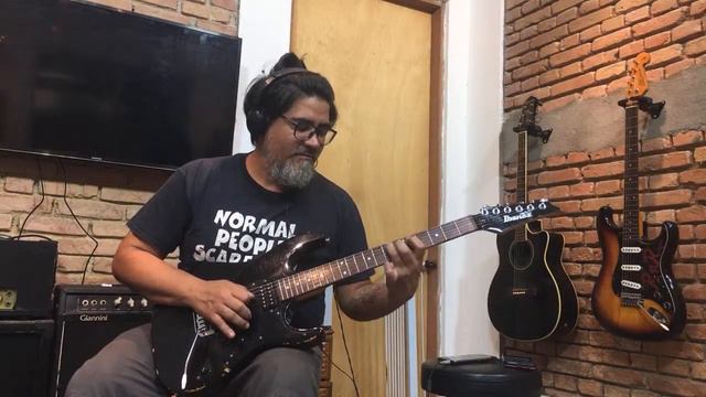 Review em 3 Minutos Guitarra Ibanez GIO GRX20 Black Super Strat смотреть онлайн