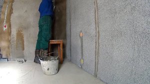 АРМИРУЮ штукатурку из ПОЛИСТИРОЛБЕТОНА - начало