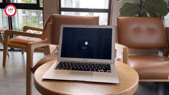 Review Macbook Air 2015 A1466: Macbook tuyệt vời cho sinh viên nữ смотреть онлайн
