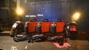 Сварочный инвертор Elitech АИС 200Prof