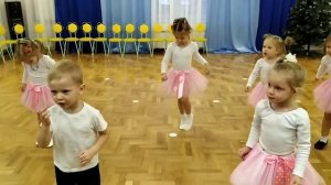 Весёлый танец!!! Про дождик. Кап-кап-кап, дождик пошел. Танцы в детском саду.
