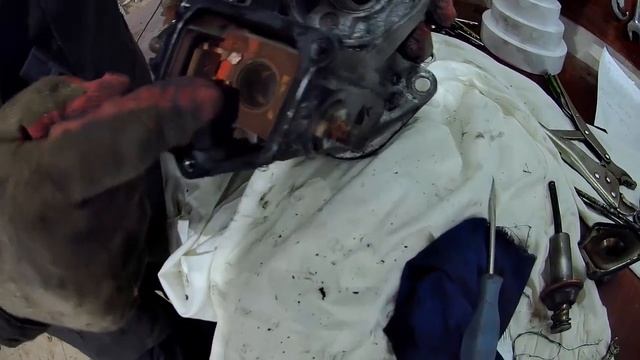 Тойота Краун (Toyota Crown) 1994 -2.4 Ремонт стартера ,втягивающее реле смотреть онлайн