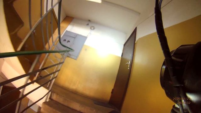 Чёрная Молния 2WD - заезд на 3 этаж смотреть онлайн