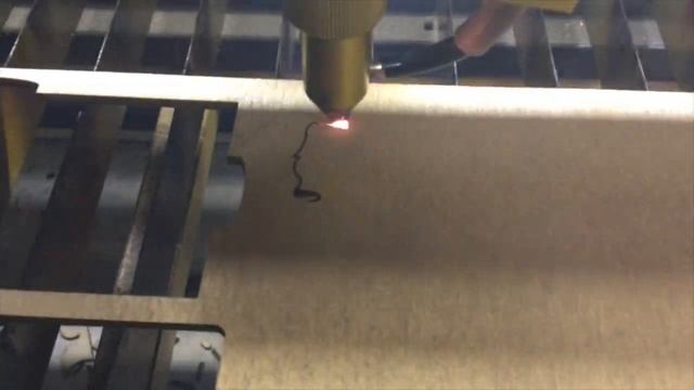 Лазерная резка фанеры после покраски, тест резки крашенной фанеры на лазерном станке смотреть онлайн