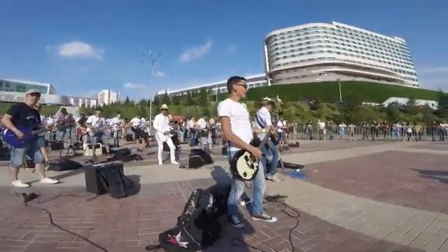 GrammyGo на Дне тысячи музыкантов 26.08.2017 смотреть онлайн