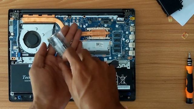 LENOVO V14-iiL JANGAN BELI SSD DULU ! "SEBELUM MENONTON VIDEO INI" смотреть онлайн