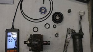 Как смазать закрытый подшипник #how to lubricate sealed bearing #密封轴承的润滑方法