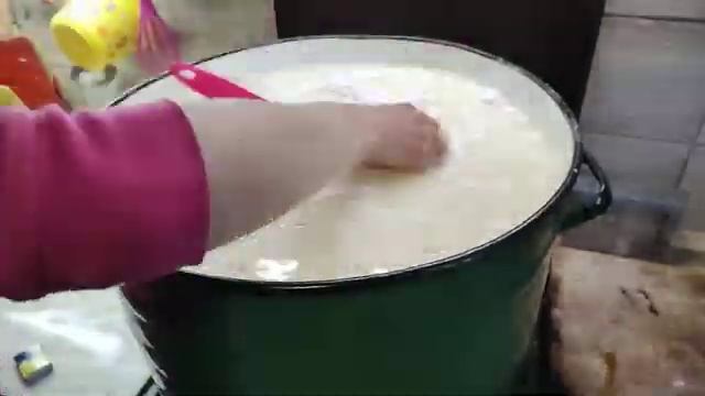 Простой рецепт твердого сыра из 3 ингредиентов, в кастрюле❤️ смотреть онлайн