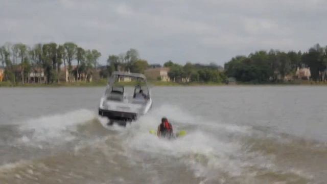 HYDRA TOWABLE смотреть онлайн