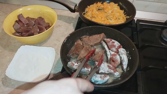 ОЧЕНЬ ВКУСНАЯ НЕЖНАЯ ПЕЧЕНЬ / ТУШКОВАНА ПЕЧІНКА / ТУШЕНАЯ  ПЕЧЕНЬ В СМЕТАНЕ