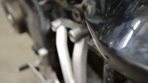 Замена воздушного фильтра Баджадж НС200 BAJAJ Pulsar NS200