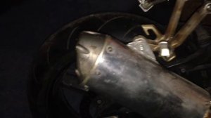 Jixer 750 Suzuki GSX-R750 k4 в гараже