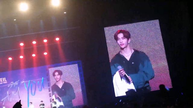 stray kids разговорная часть минхо хёнджин смотреть онлайн