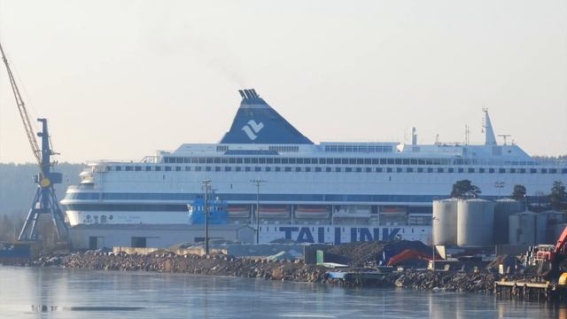 Silja Europa arrives to Turku Repair Yard 22.3.2022 | Tallin Silja Line | Ferry M/S Silja Europa смотреть онлайн