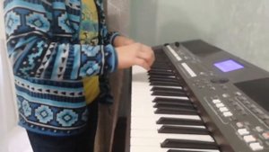 Мэки нож на синтезаторе