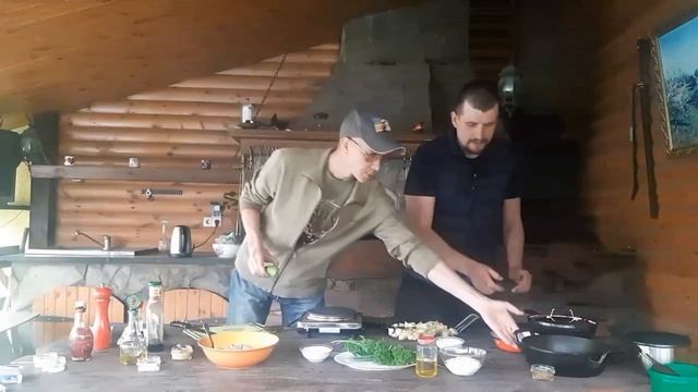 Куриные бедрышки, маринованые в гранатово-соевом соусе и закуска универсальная смотреть онлайн