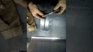 Как приварить точёную петлю 2