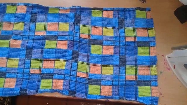 10 ЛАЙФХАКОВ КОТОРЫЕ УПРОСТЯТ ВАШУ ЖИЗНЬ. Как убрать пластилин со стола.