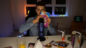 АСМР?МЕНЯ ТОШНИТ ОТ КОШАЧЬЕГО КОРМА?!!!