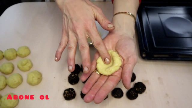 Hira Tatlısı Tarifi [Kakaolu]😍 İrmikli Tatlı Tarifi,Şerbetli Tatlı Tarifi смотреть онлайн