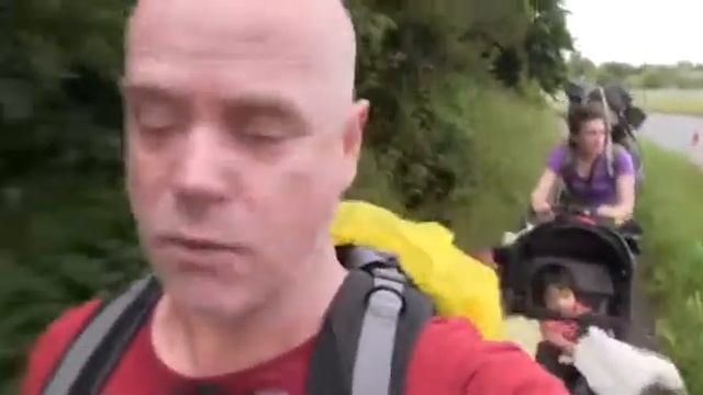 UNOFFICIAL TRAILER FOR EXPEDITION ENGLAND WITH A STROLLER смотреть онлайн