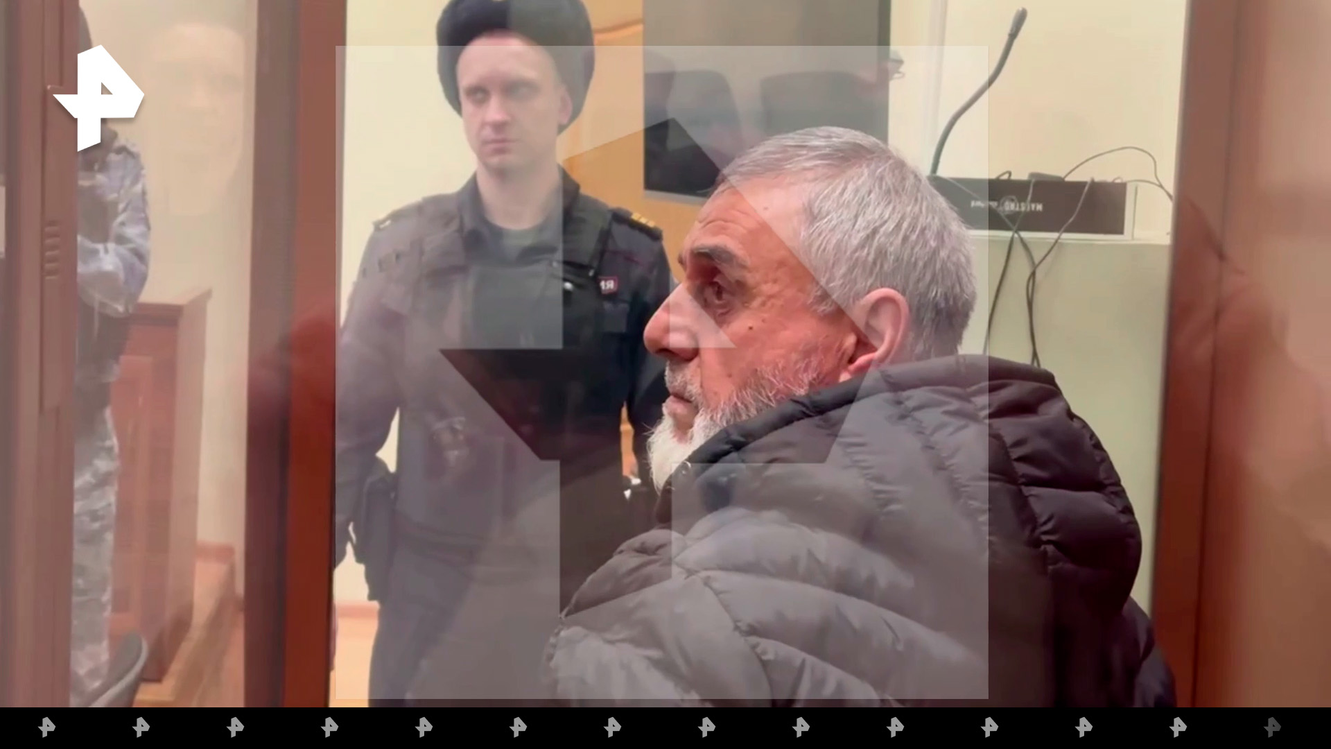 ⚡️Главу семейства Исломовых также доставили в суд по делу о теракте в "Крокусе"