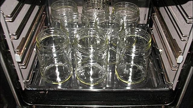 Клубника консервированная