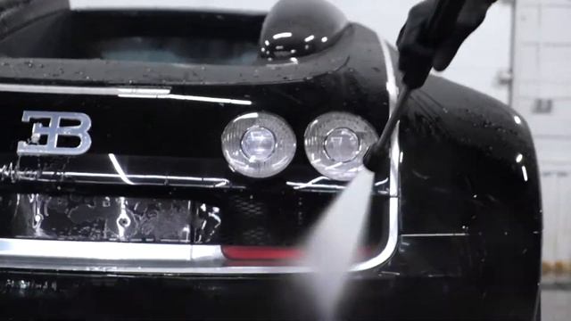 Подготовка к фотосессии Bugatti Veyron 16.4 Grand Sport Vitesse | Москва Тюнинг смотреть онлайн
