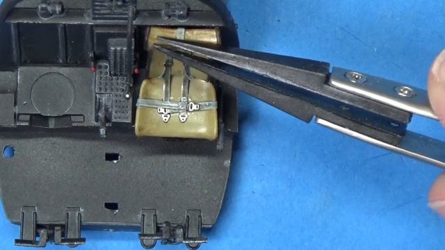 AH 6J Little Bird - 1/35 - Kitty Hawk - Full build смотреть онлайн