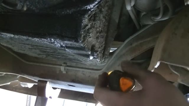 How To Remove A Rounded Nut Or Bolt Without An Impact Wrench смотреть онлайн