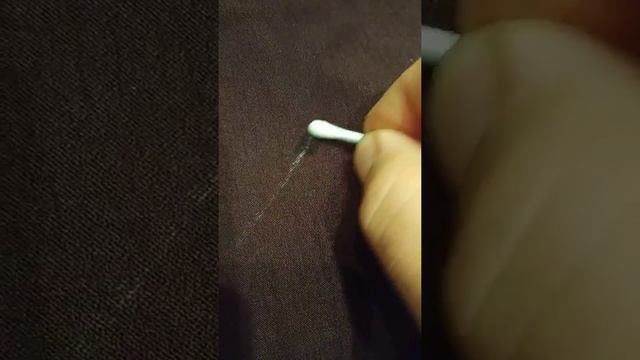 Как быстро отчистить одежду от корректора