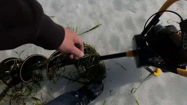 Iowa Ice Fishing ~ My Daughter's Ford Gets A Tad Muddy #290 смотреть онлайн