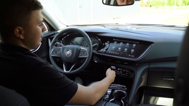 Обзор и тест драйв Buick Envision. Очень комфортный американец. смотреть онлайн