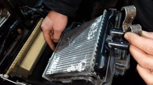 не греет и обвисла печка,ремонт крепежей печки сенс, ланос