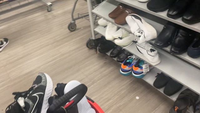 Discount Burlington привезли самый ТОП. Air Jordan, Nike, Nike Lebron. смотреть онлайн