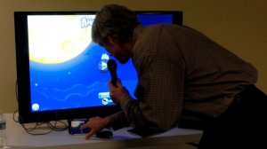 Watch Samsung Smart phone &Android displayed on HD TV. via MHL - Mobile High-Definition Link  demo