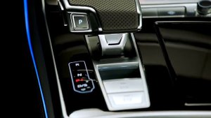 Новейший 2020 Ауди Ку7 Больше Не Флагман А Кто Обзор Audi Q7 2020, SQ8 ауди ку7 обновленный